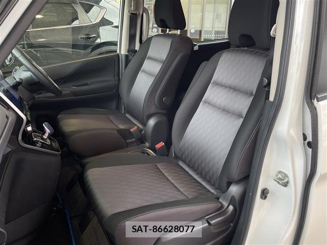 Nissan SERENA 2022 8926175-11