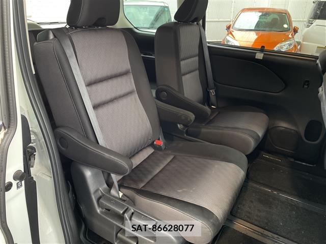 Nissan SERENA 2022 8926175-12