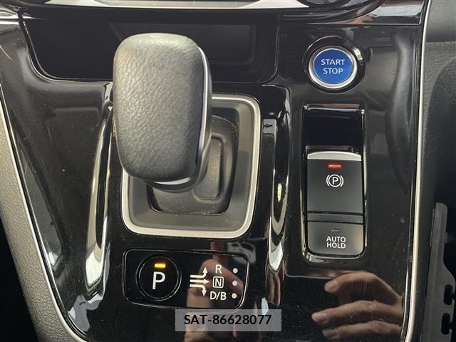 Nissan SERENA 2022 8926175-3