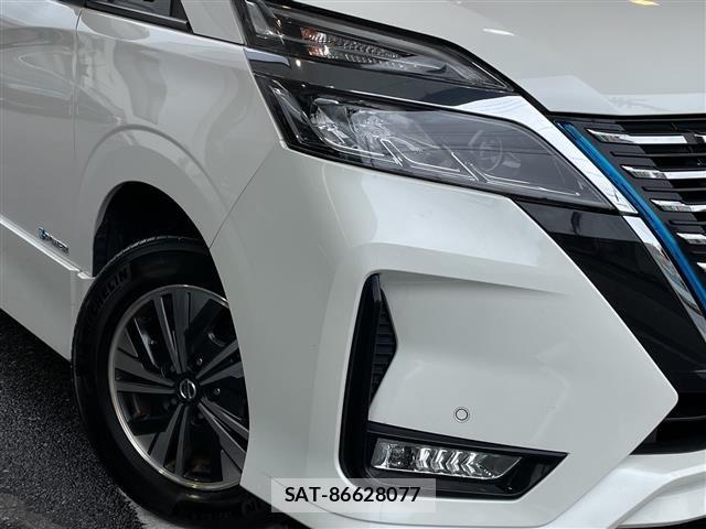 Nissan SERENA 2022 8926175-4