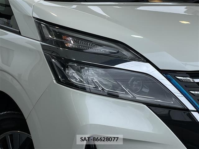 Nissan SERENA 2022 8926175-6