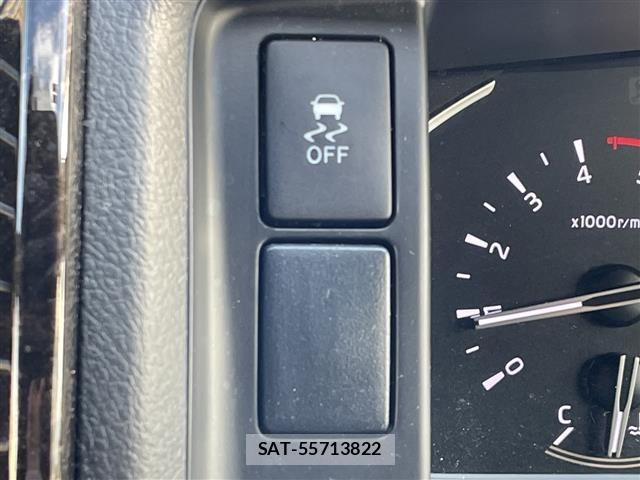 Toyota HIACE VAN 2021 8910515-10