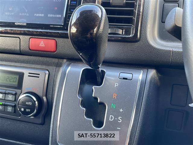 Toyota HIACE VAN 2021 8910515-11