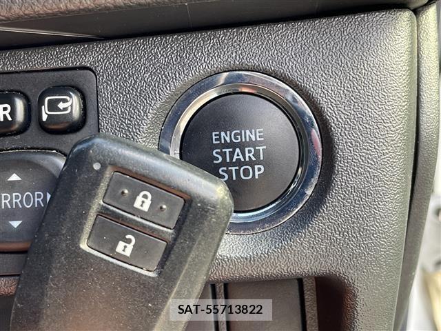 Toyota HIACE VAN 2021 8910515-16