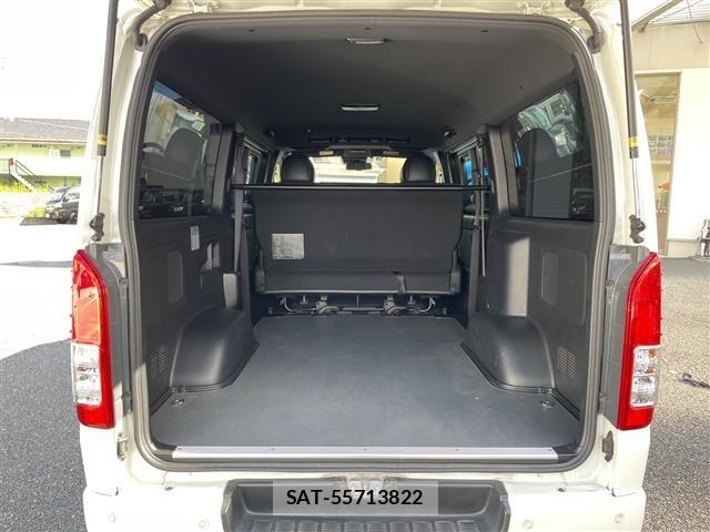 Toyota HIACE VAN 2021 8910515-17