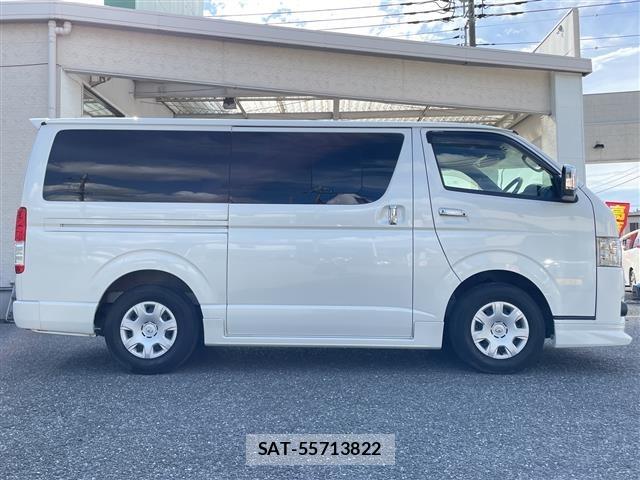 Toyota HIACE VAN 2021 8910515-18