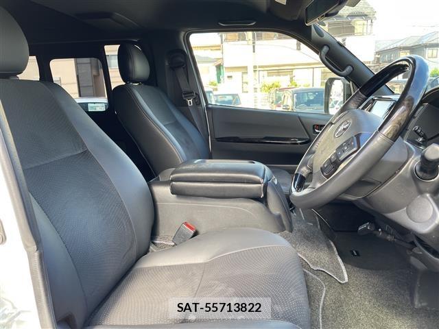 Toyota HIACE VAN 2021 8910515-4