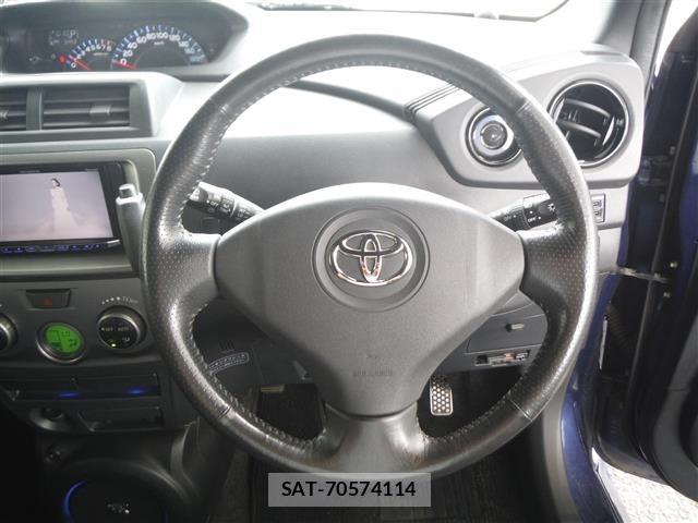 Toyota BB 2007 8910940-3