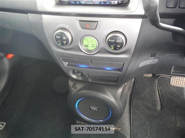 Toyota BB 2007 8910940-8