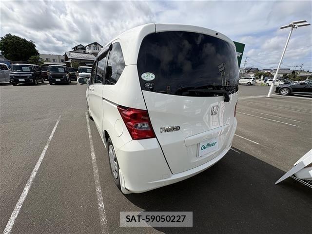 Honda FREED 2008 8684480-1