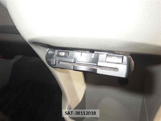 Toyota PIXIS EPOCH 2015 8722615-5