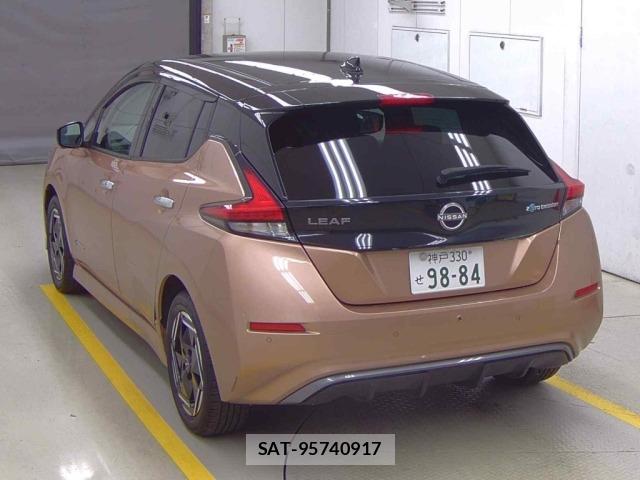 Nissan LEAF 2022 8863258-1