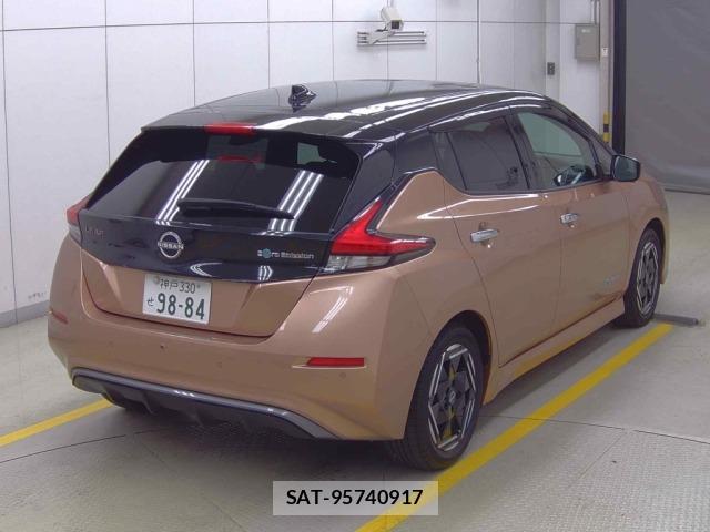 Nissan LEAF 2022 8863258-4