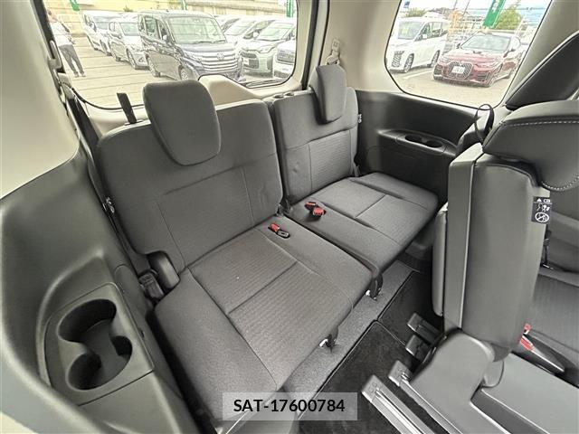 Nissan SERENA 2026 8671616-11