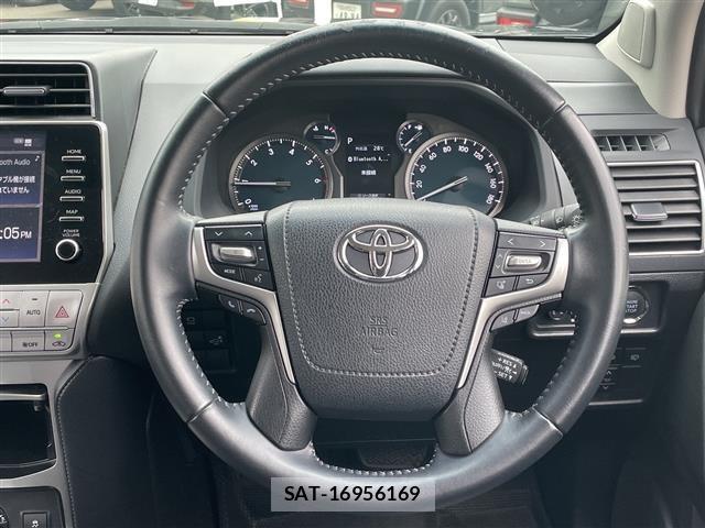 Toyota LAND CRUISER PRADO 2022 8907357-18