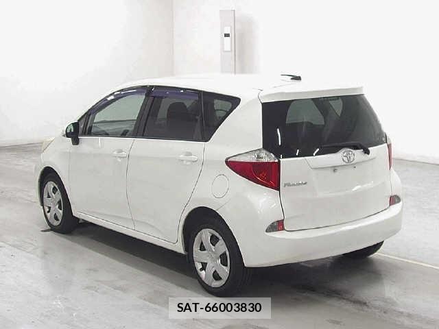 Toyota RACTIS 2011 8862958-1