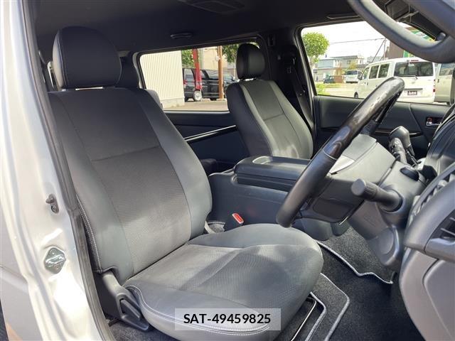 Toyota HIACE VAN 2026 8870274-11