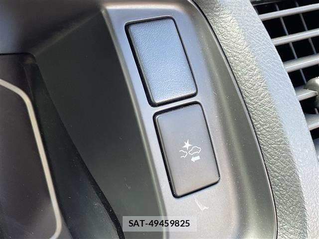 Toyota HIACE VAN 2026 8870274-16