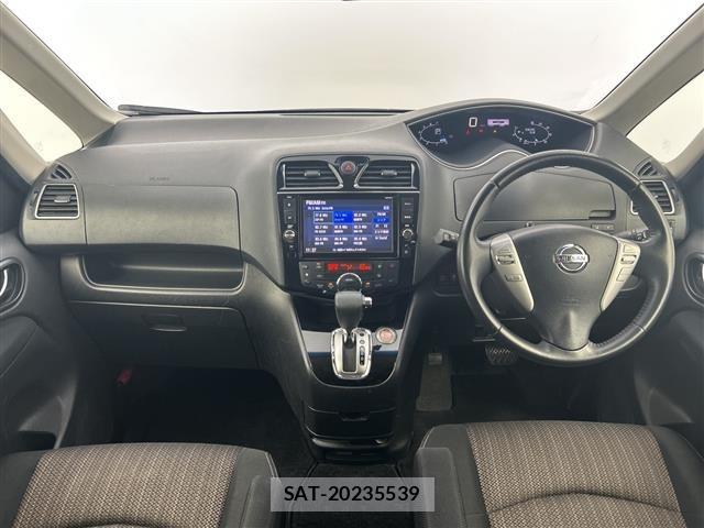 Nissan SERENA 2015 8671626-14