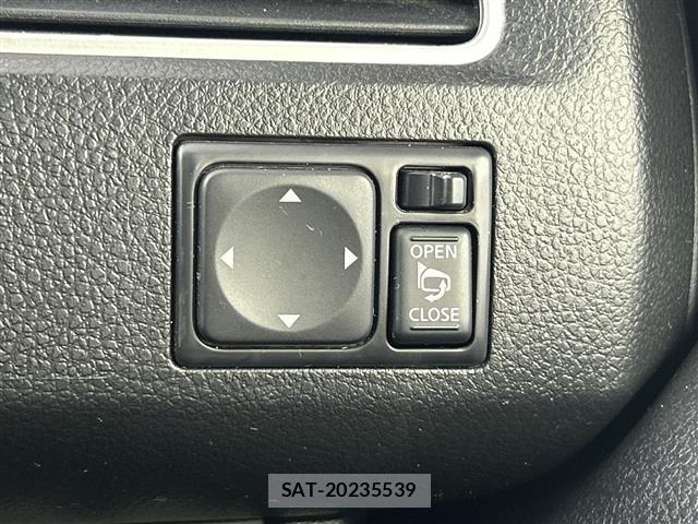 Nissan SERENA 2015 8671626-2