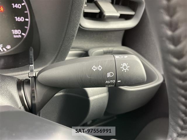 Toyota SIENTA 2025 8671218-10