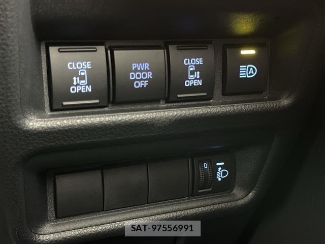 Toyota SIENTA 2025 8671218-22