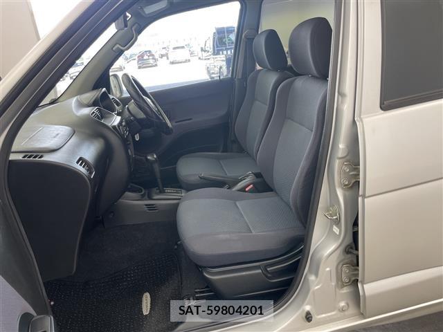Daihatsu TERIOS KID 2007 8680517-7