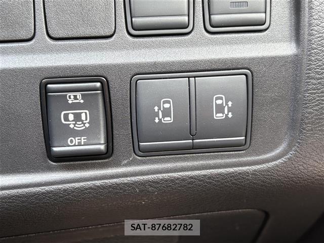 Nissan SERENA 2018 8671630-1