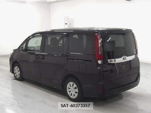 Toyota NOAH 2014 8706048-1