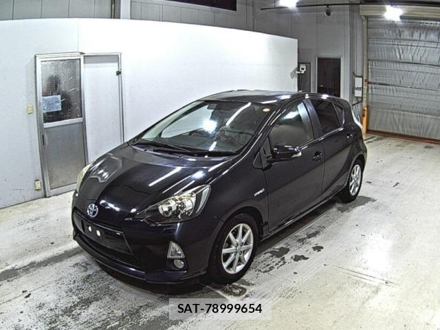 Toyota AQUA 2013 8705918-4