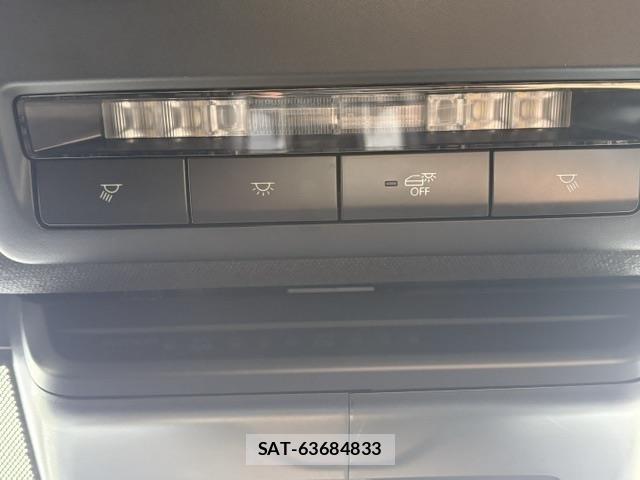 Mazda MAZDA3 2023 8909290-8
