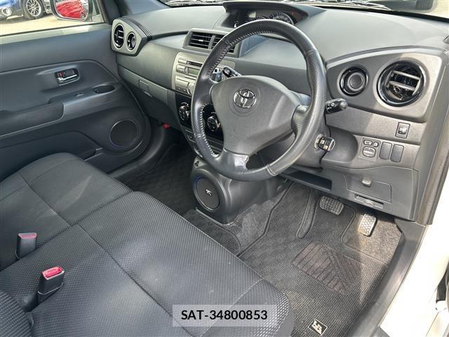 Toyota BB 2013 8860532-2