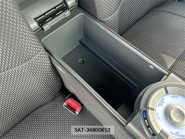 Toyota BB 2013 8860532-5