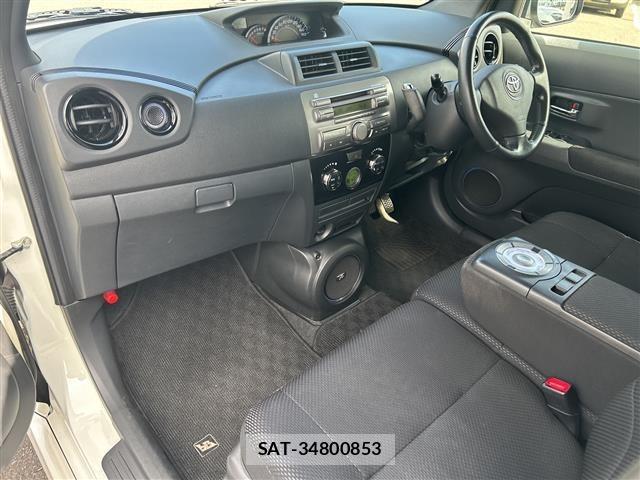 Toyota BB 2013 8860532-6