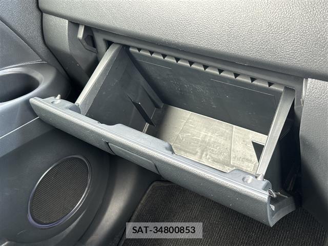 Toyota BB 2013 8860532-9