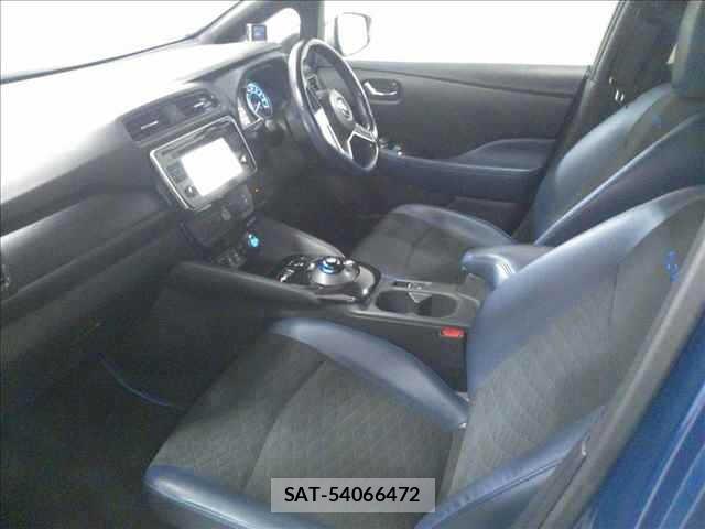 Nissan LEAF 2020 8824978-3