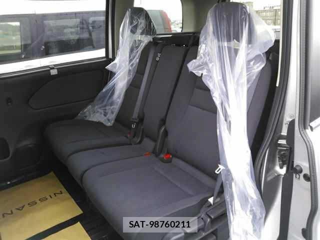 Nissan SERENA 2017 8920746-9
