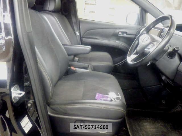 Toyota ESTIMA 2017 8692733-7