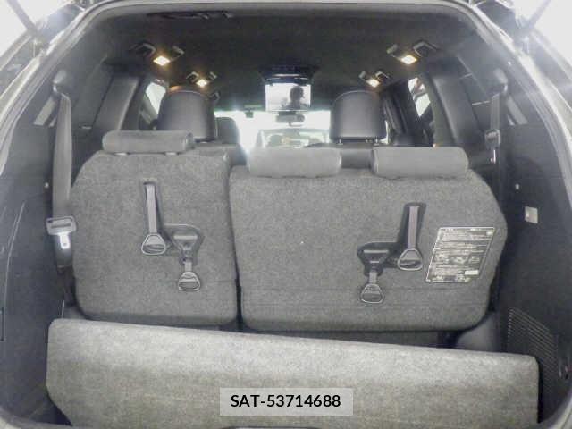 Toyota ESTIMA 2017 8692733-9