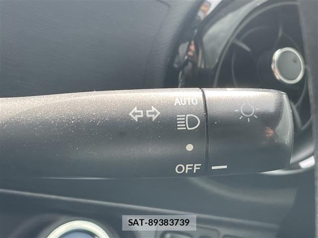 Toyota AQUA 2015 8705600-13