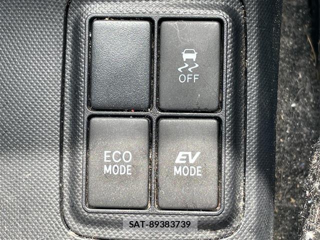Toyota AQUA 2015 8705600-3