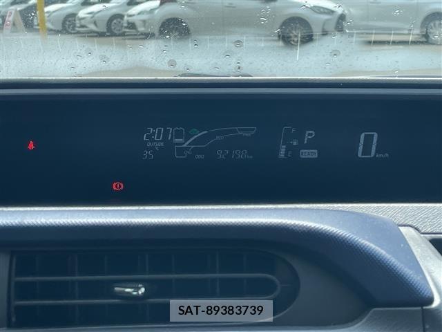 Toyota AQUA 2015 8705600-7