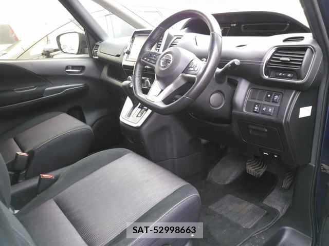 Nissan SERENA 2018 8920747-3
