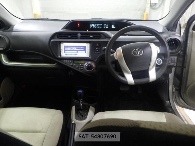 Toyota AQUA 2014 8949847-3