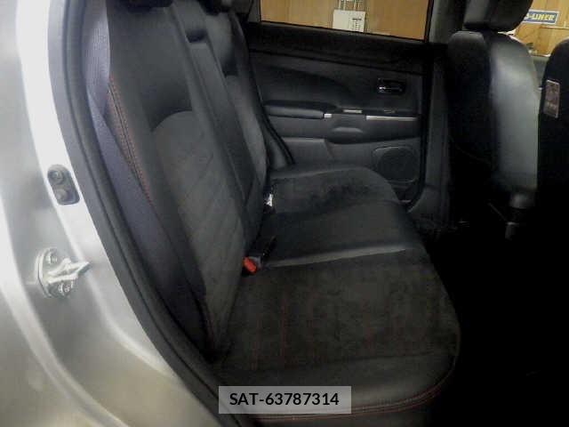 Mitsubishi RVR 2017 8693943-8
