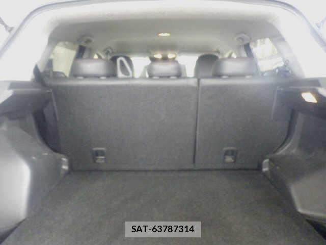 Mitsubishi RVR 2017 8693943-9