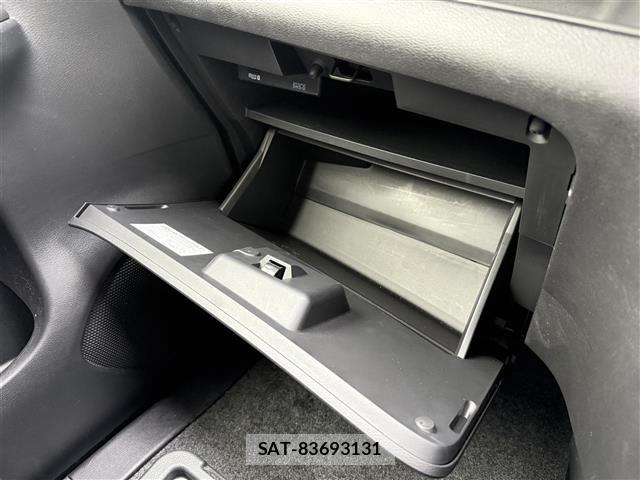 Nissan SERENA 2021 8926284-12