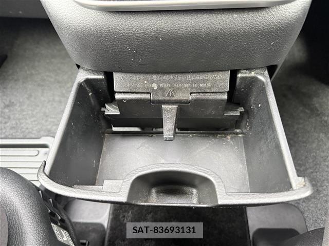 Nissan SERENA 2021 8926284-21