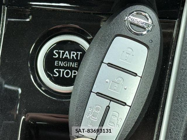 Nissan SERENA 2021 8926284-4