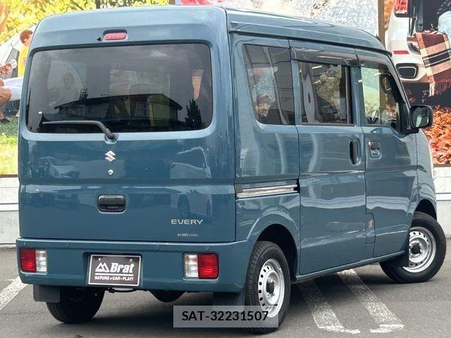 Suzuki EVERY 2024 8927946-13